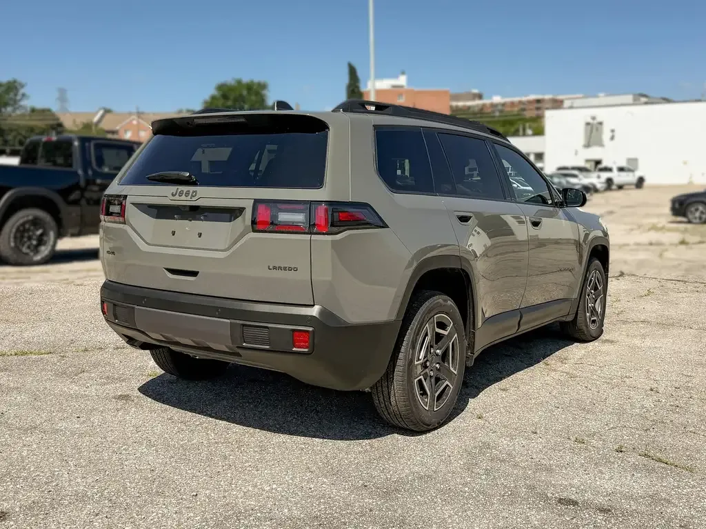 Jeep Cherokee 2026 photo 5