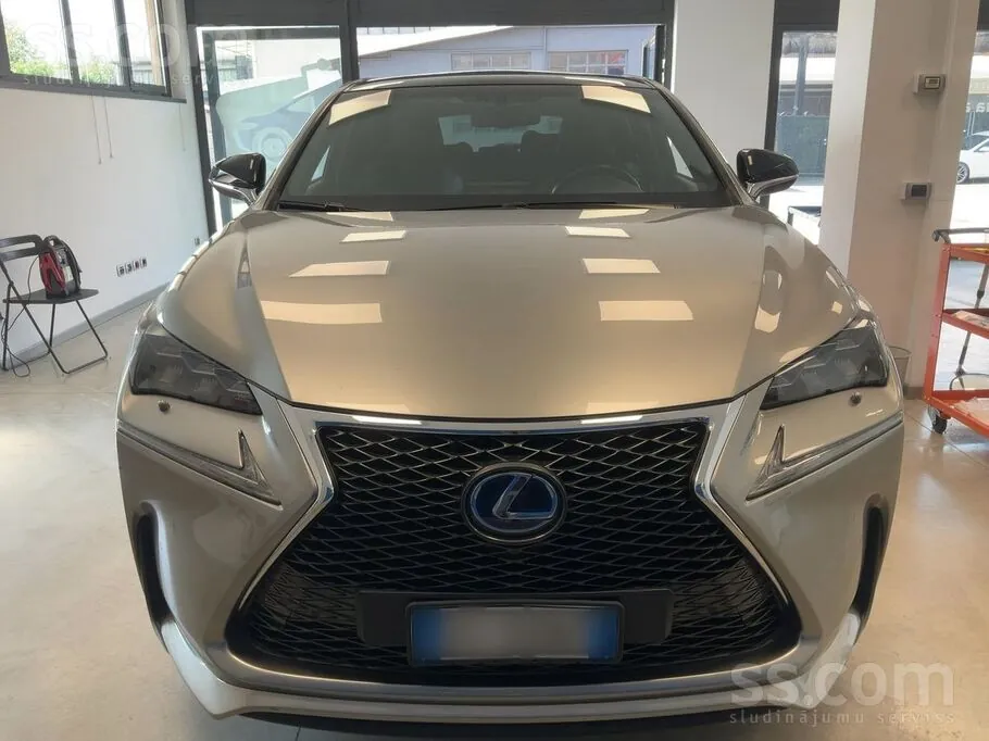 Lexus Nx300H 2015 photo 4