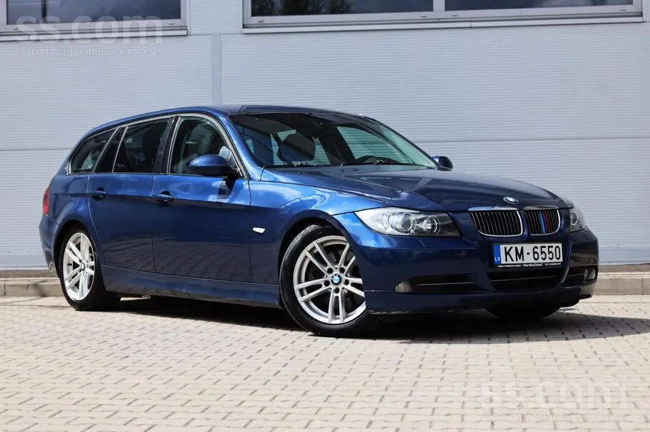 BMW 330D 2006 photo 2