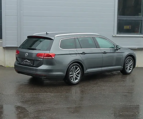 Volkswagen Passat 2016 photo 2