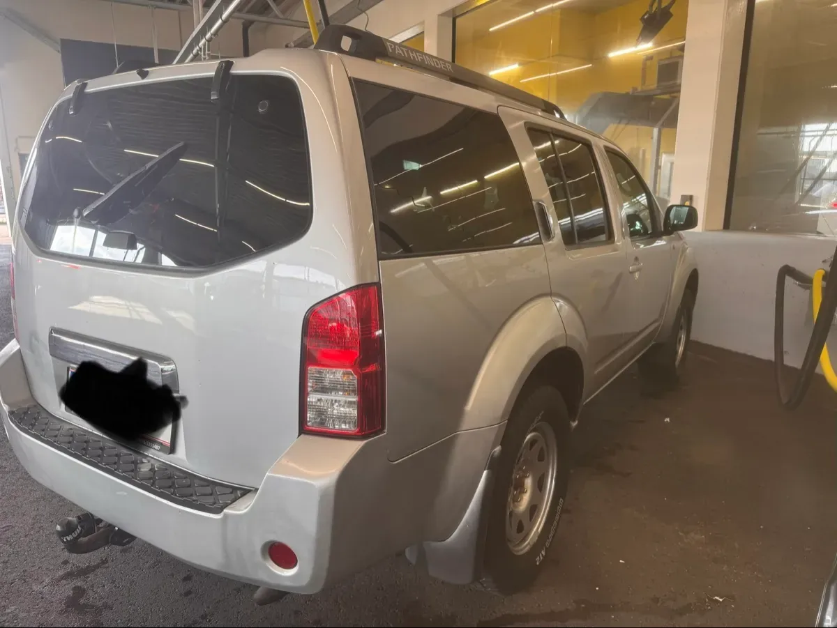 Nissan Pathfinder 2006 photo 3