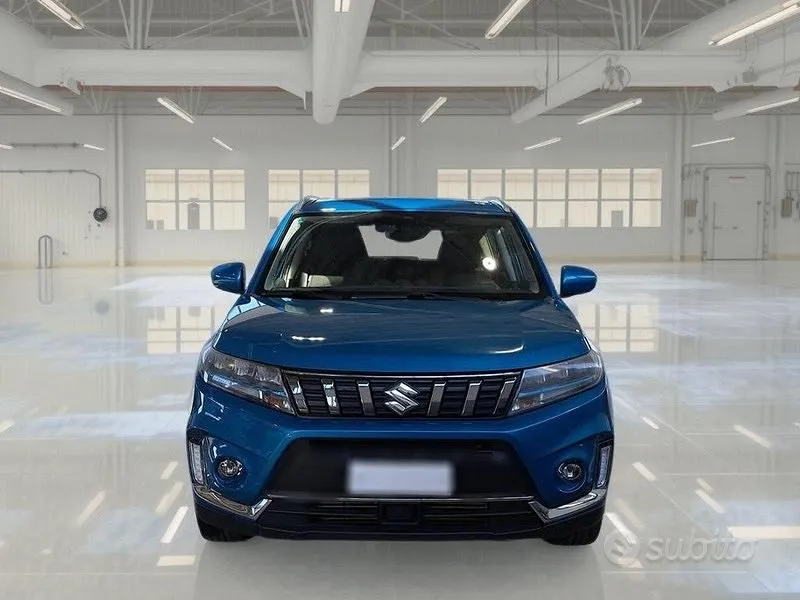Suzuki Vitara 2023 photo 2