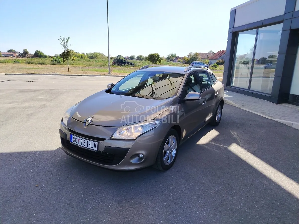 Renault Megane 2010 photo 2