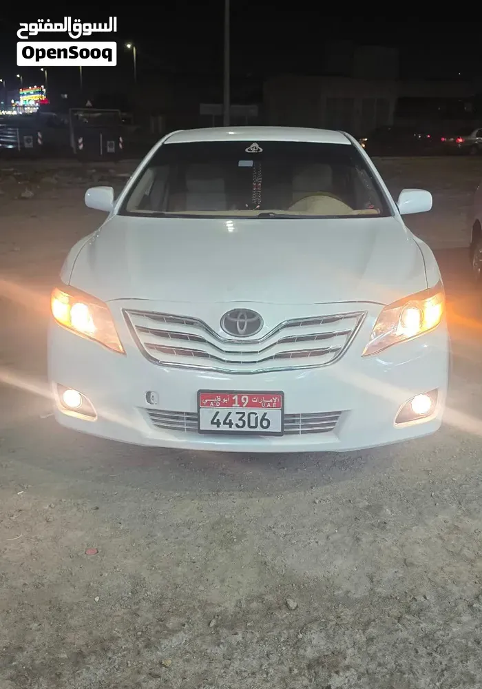 Toyota Camry 2010 photo 2