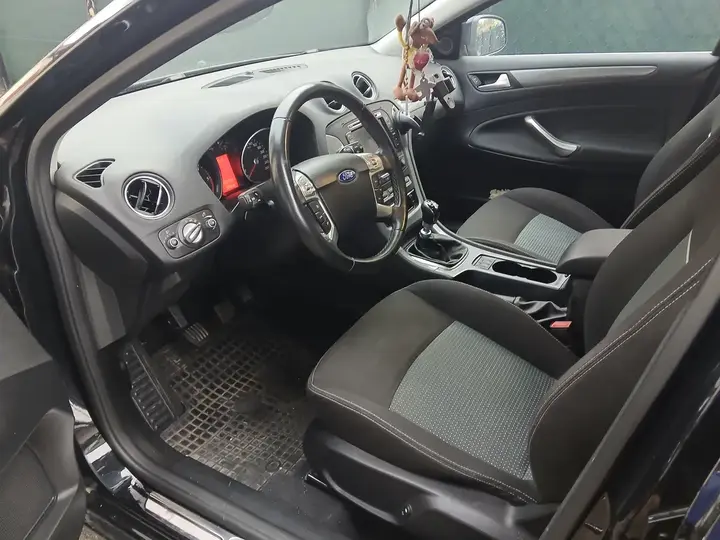 Ford Mondeo 2013 photo 3