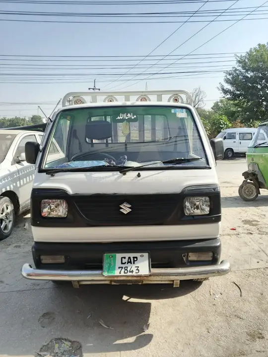 Suzuki Ravi