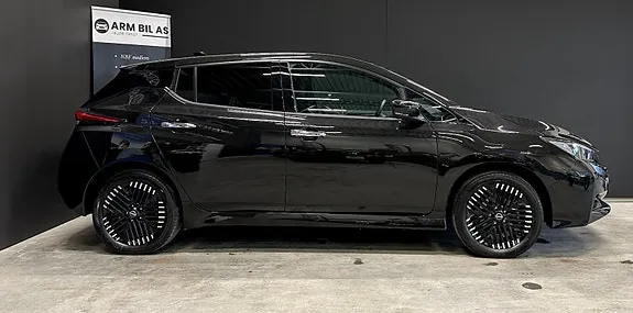 Nissan Leaf 2023 photo 3
