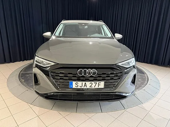 Audi Q8 E-Tron 2024 photo 2