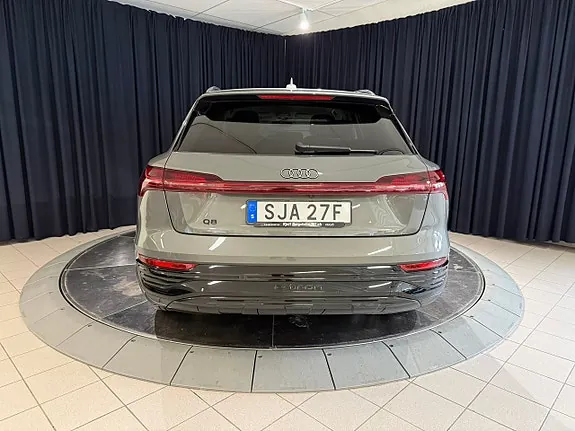 Audi Q8 E-Tron 2024 photo 5