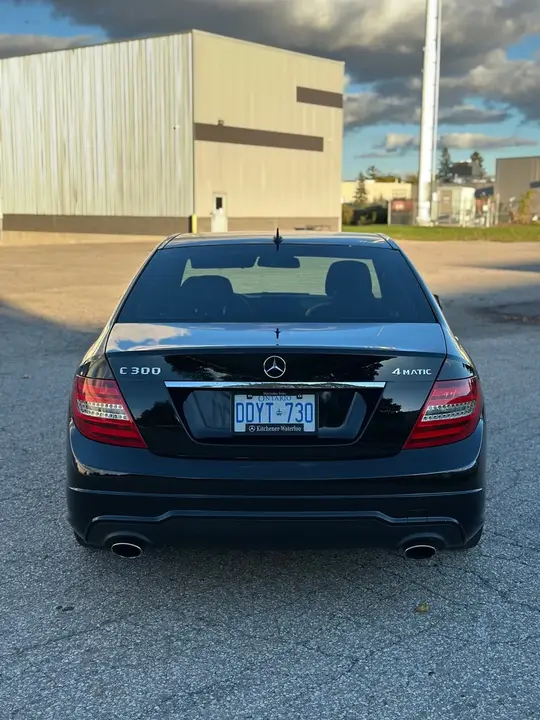 Mercedes-Benz C-Class 2012 photo 5