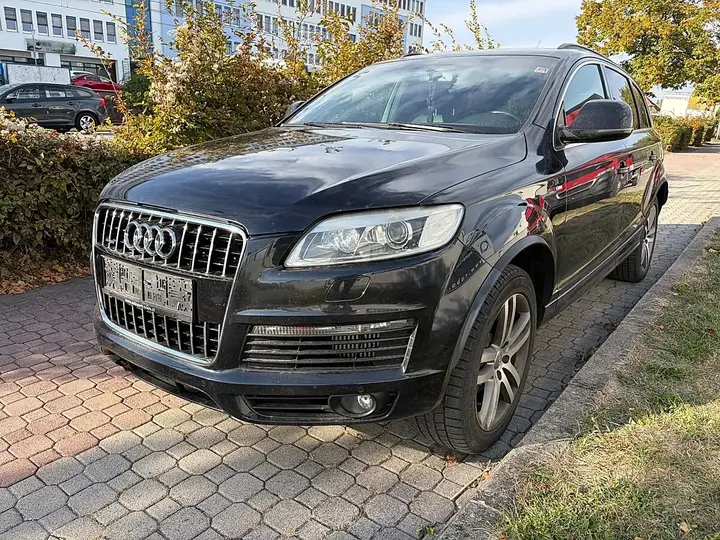 Audi Q7 2009 photo 2