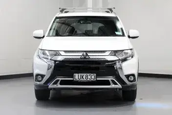 Mitsubishi Outlander 2019 photo 3