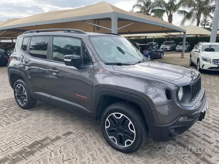 Jeep Renegade 2016 photo 2
