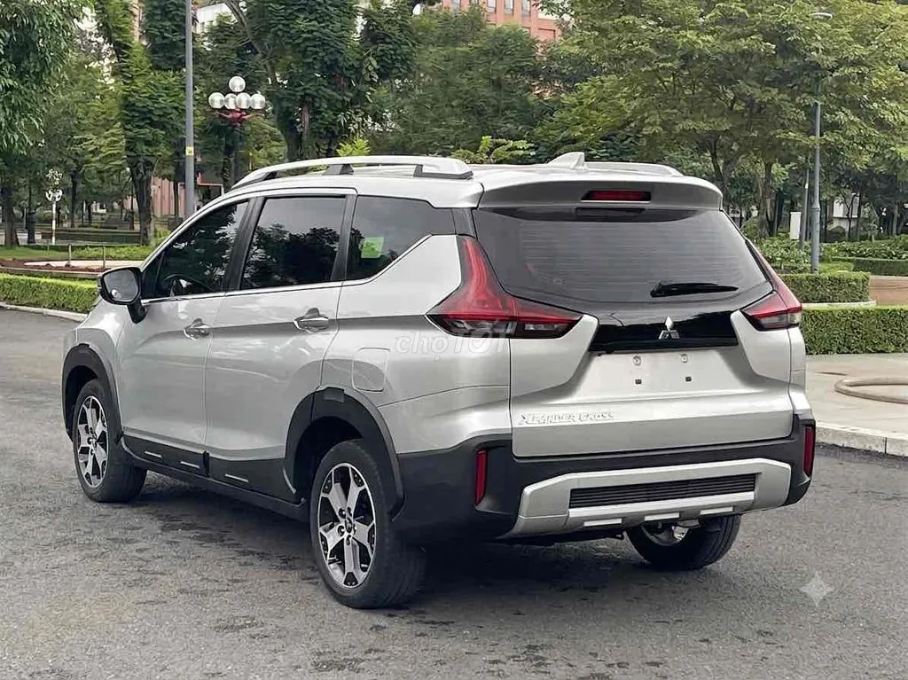 Mitsubishi Xpander Cross 2020 photo 3
