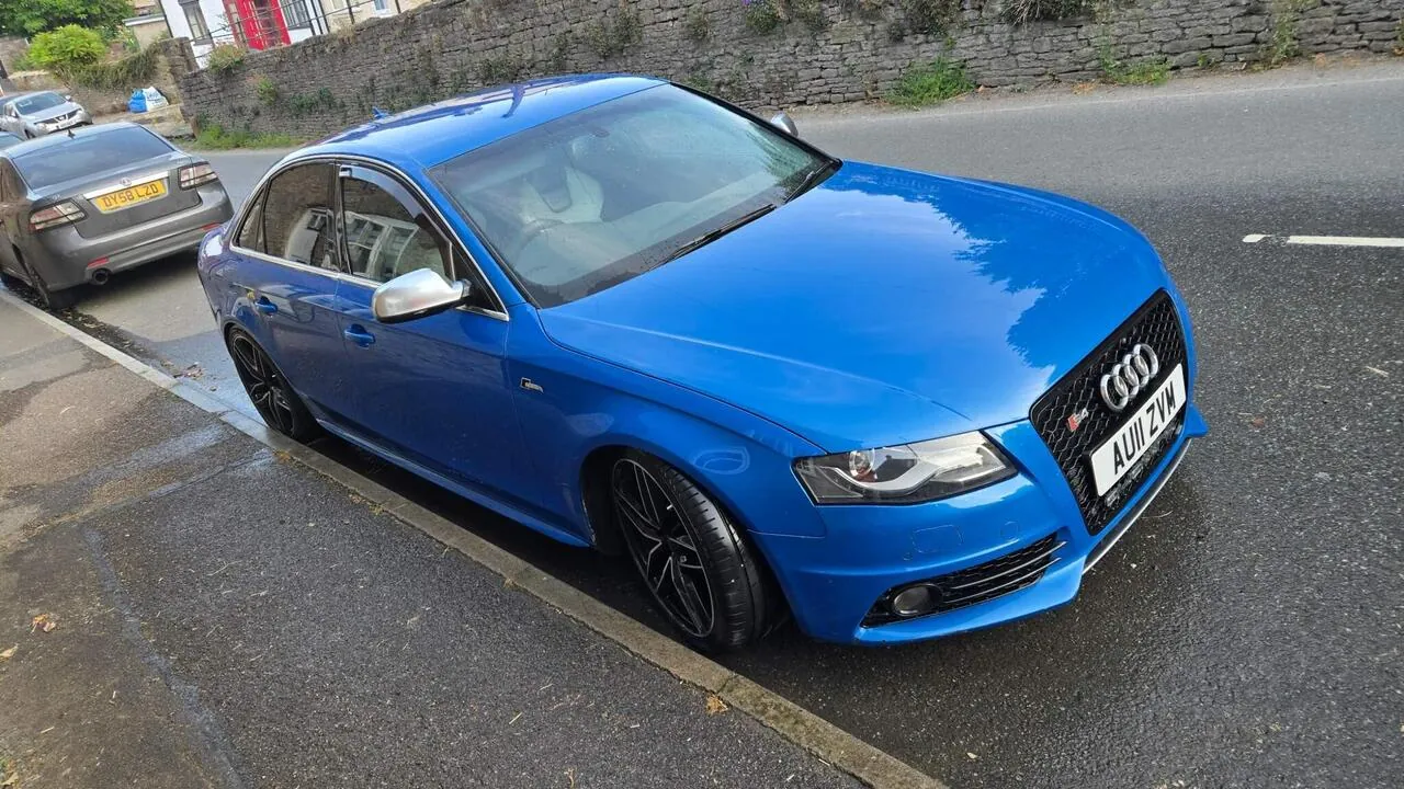 Audi S4