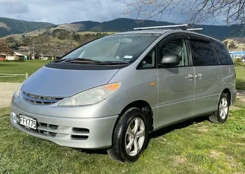Toyota Estima 2001 photo 2