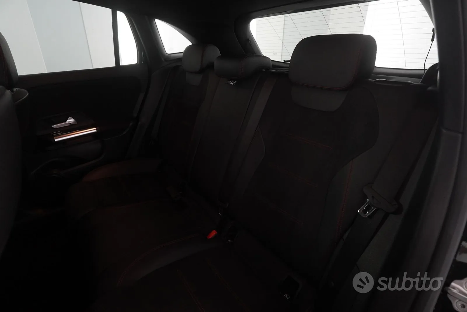 Mercedes-Benz Gla 2020 photo 2
