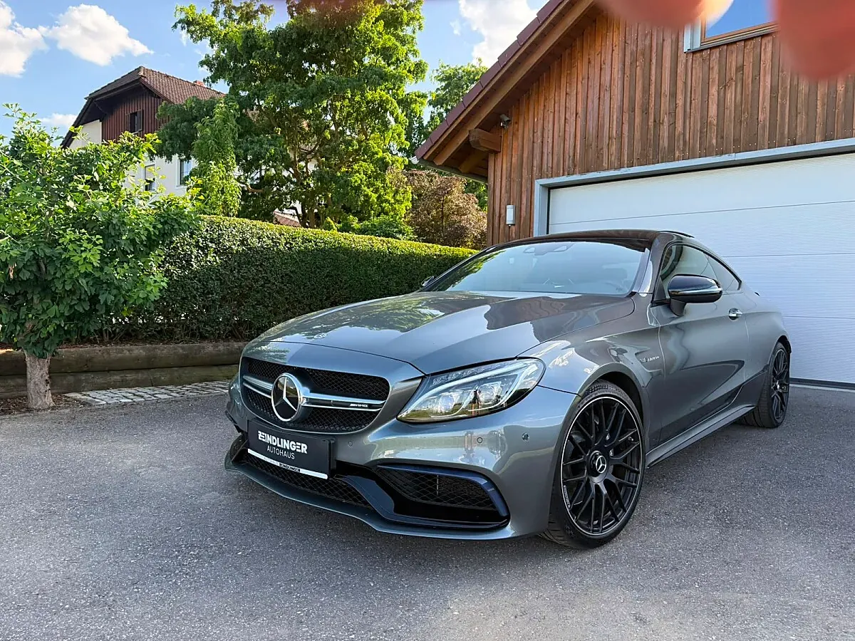 Mercedes-Benz C-Class 2017 photo 3