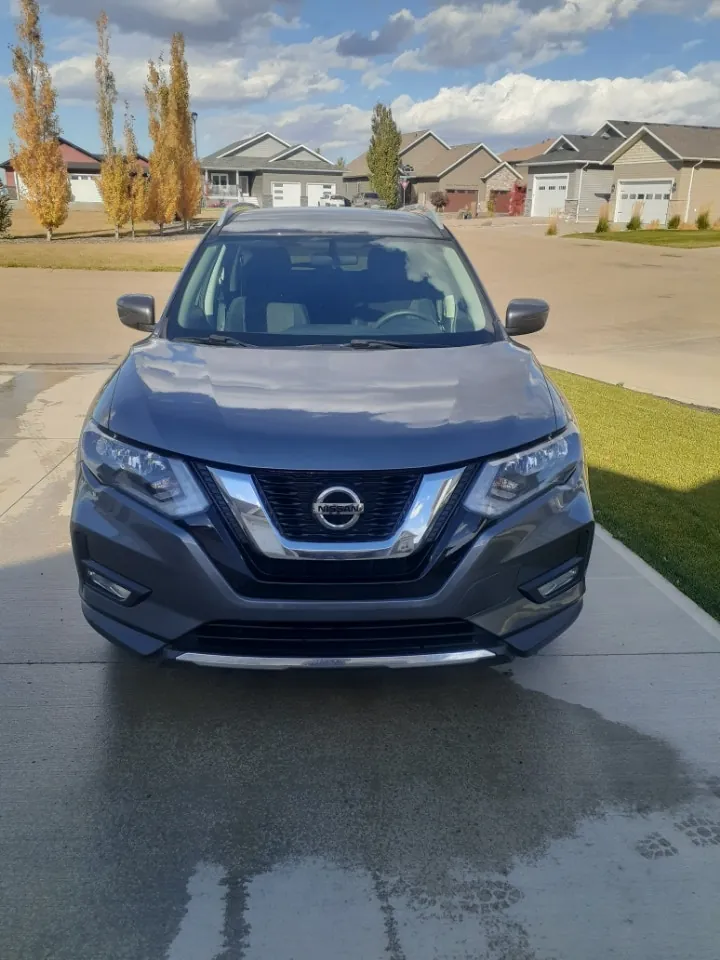 Nissan Rogue 2018 photo 2