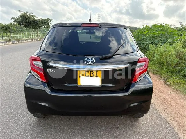 Toyota Vitz 2016 photo 3