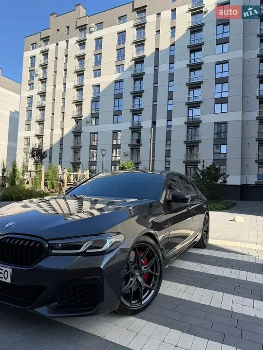 BMW 5 Series 2020 photo 3