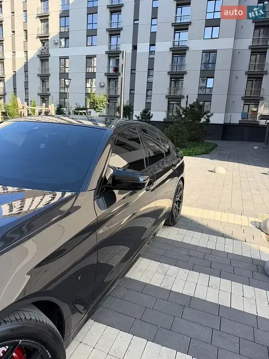 BMW 5 Series 2020 photo 4