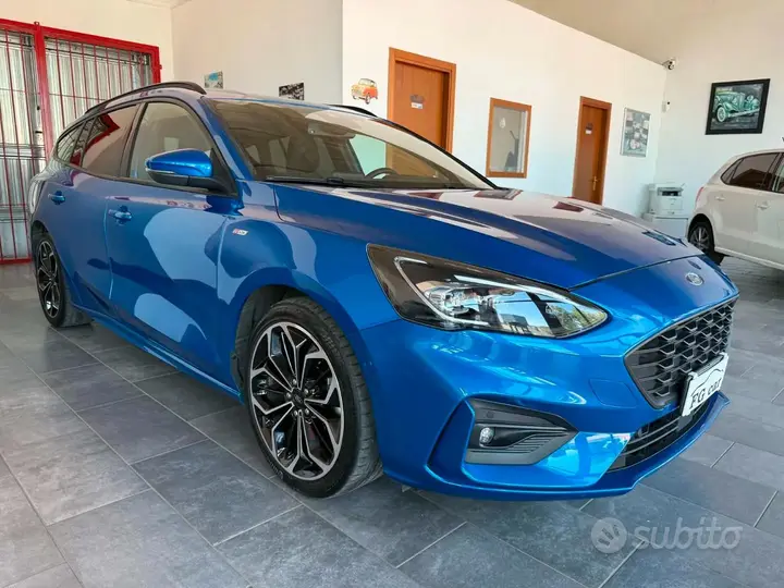 Ford Focus 2021 photo 3