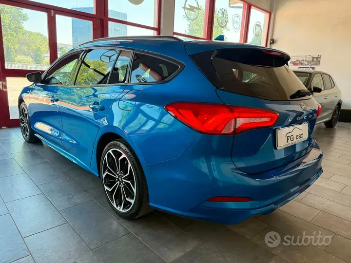 Ford Focus 2021 photo 4