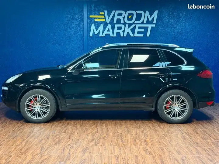 Porsche Cayenne 2011 photo 3
