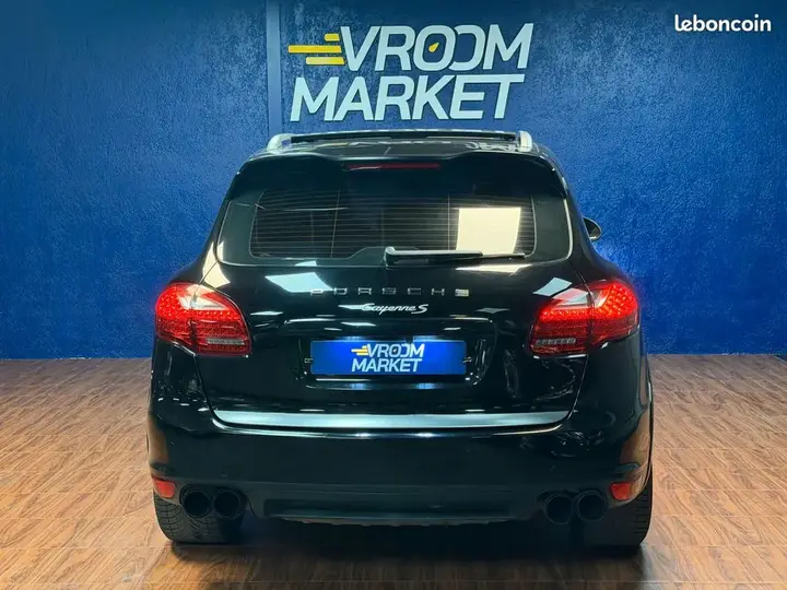 Porsche Cayenne 2011 photo 4