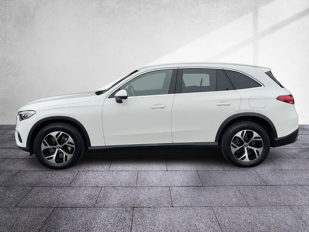 Mercedes-Benz Glc-Class 2025 photo 3