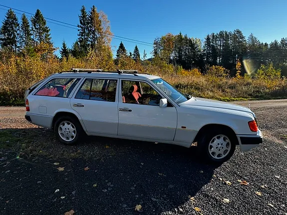 Mercedes-Benz E300 1990 photo 5