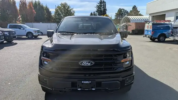 Ford F-150 2026 photo 2