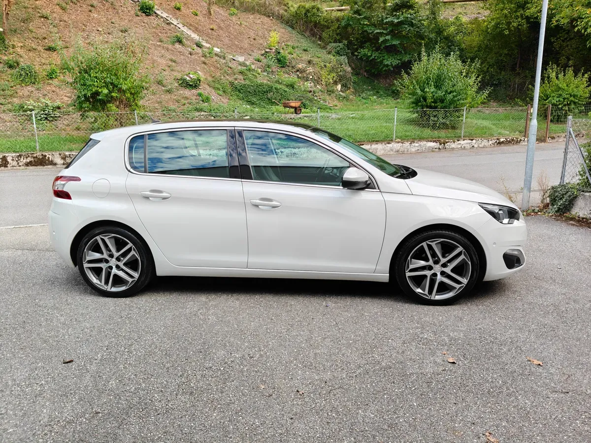 Peugeot 308 2014 photo 3