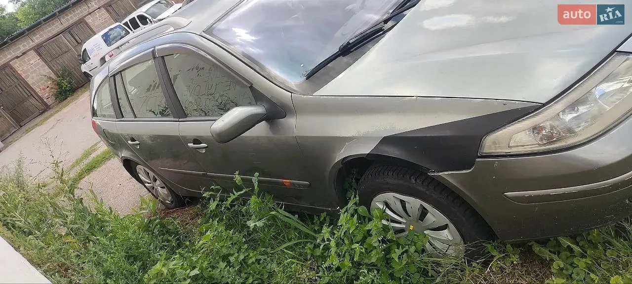 Renault Laguna 2002 photo 2