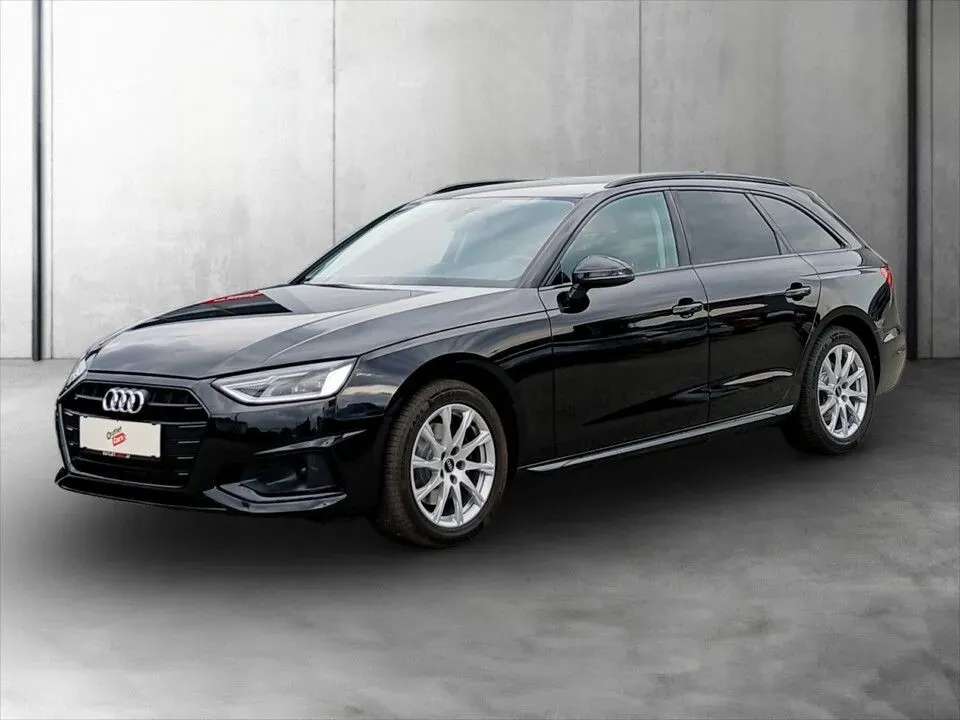 Audi A4 2023 photo 2