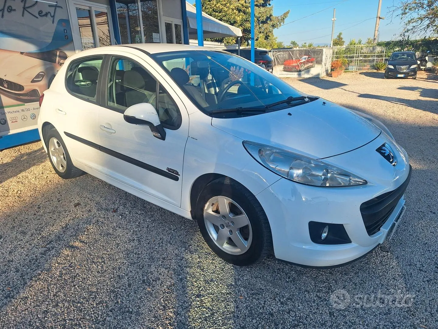 Peugeot 207 2010 photo 3