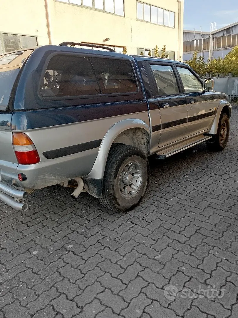 Mitsubishi L200 2001 photo 5