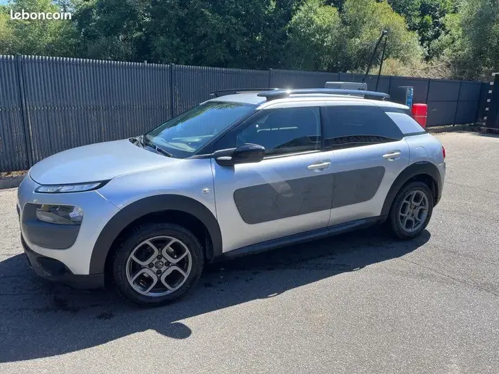 Citroen C4 Cactus 2015 photo 2