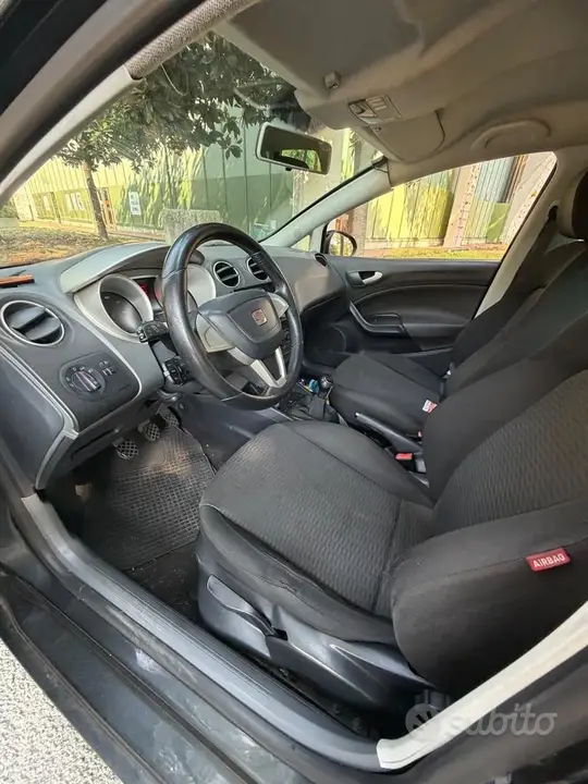 Seat Ibiza 2012 photo 5