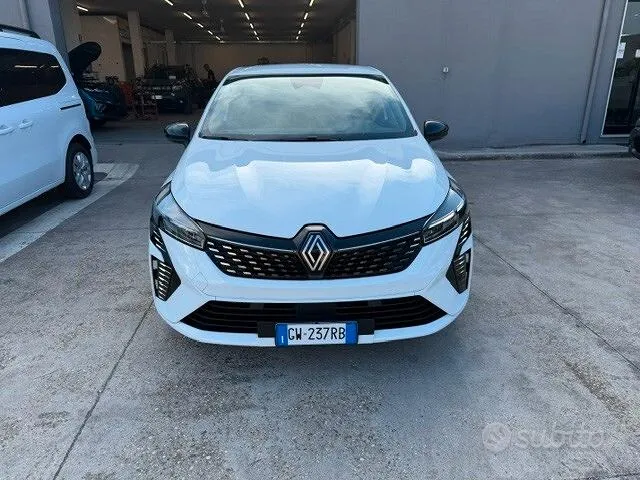 Renault Clio 2025 photo 2