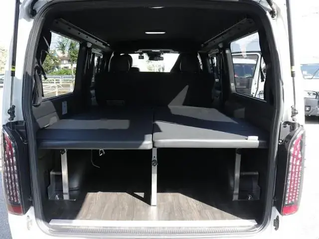 Toyota Hiace 2019 photo 3