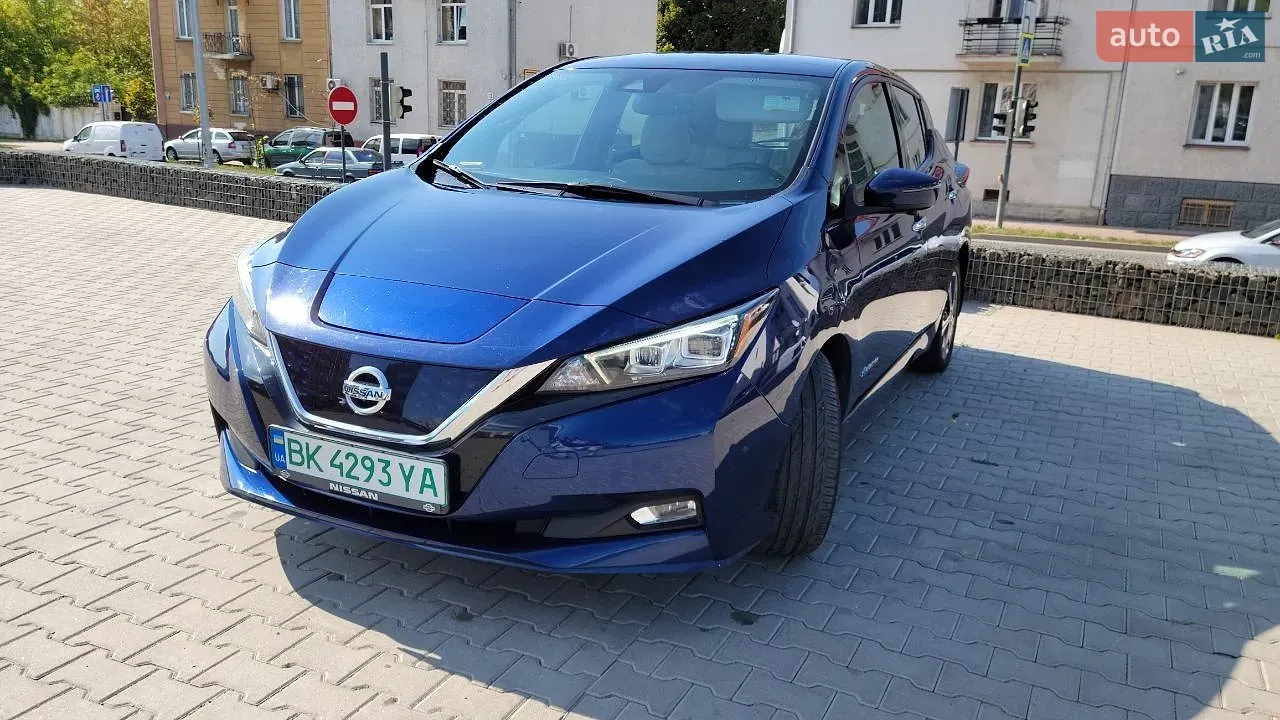 Nissan Leaf 2019 photo 2