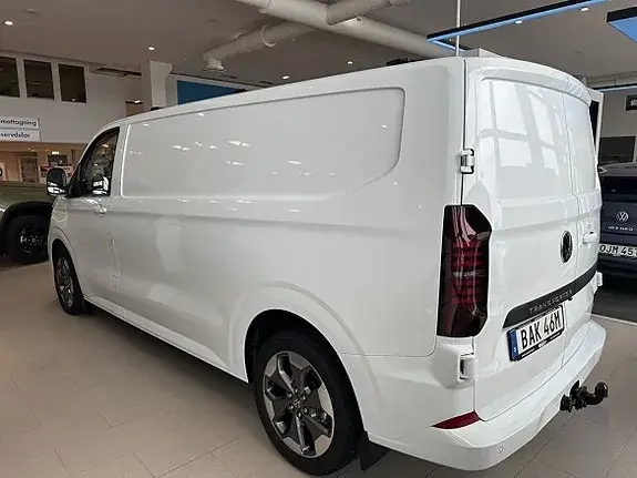 Volkswagen Transporter 2026 photo 2