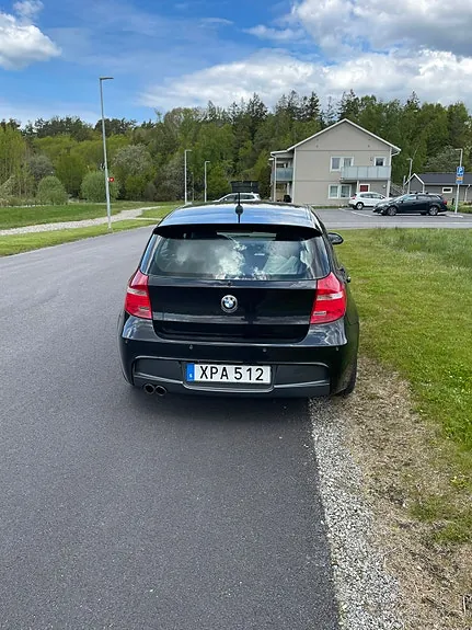 BMW 130I 2006 photo 2