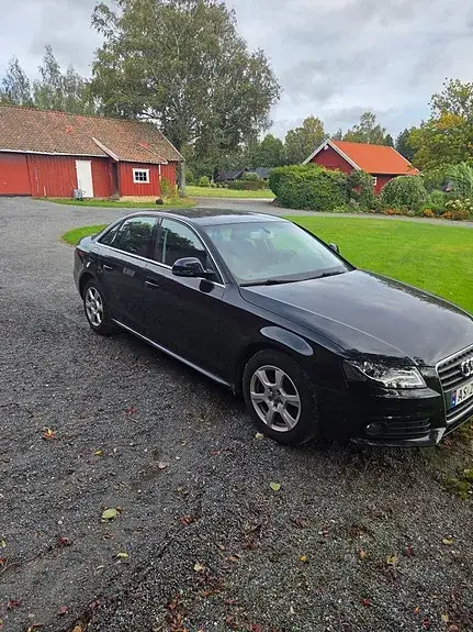 Audi A4 2008 photo 2
