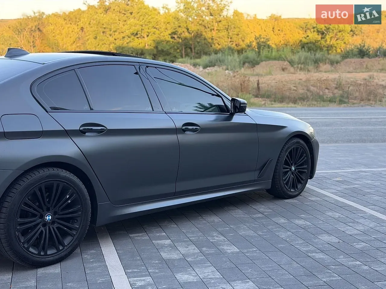 BMW 5 Series 2017 photo 4