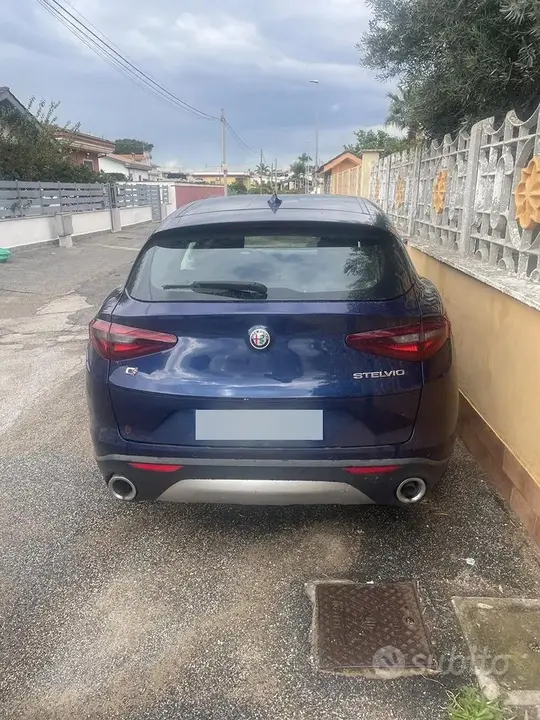 Alfa Romeo Stelvio 2018 photo 3