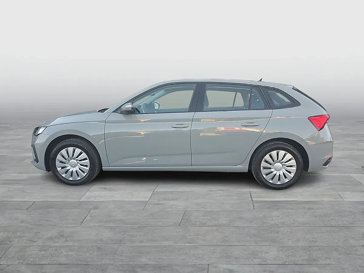 Skoda Scala 2025 photo 2