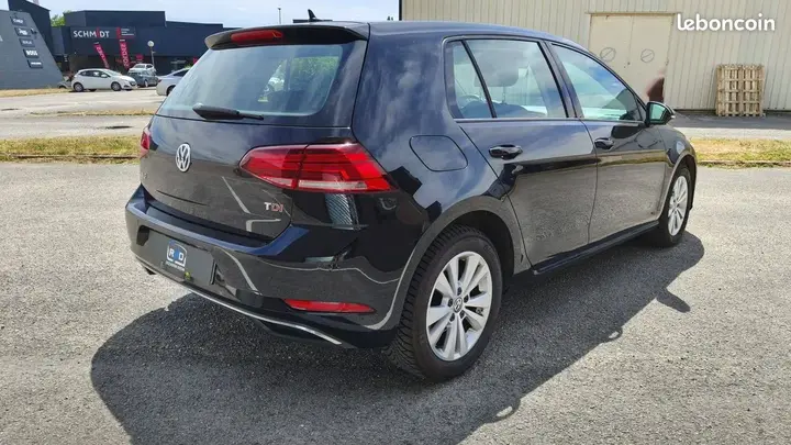 Volkswagen Golf 2017 photo 2
